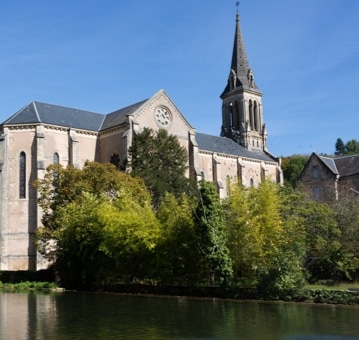 Vue de l'église du Bugue